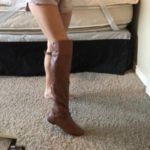 Thigh boots